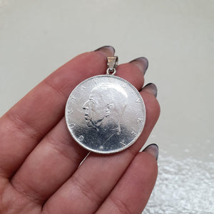 Hängsmycke silvermynt 2 kronor 1638-1938 